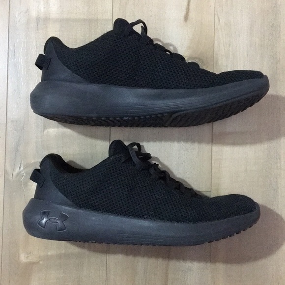 Under Armour Black Sneakers - Picture 2 of 3